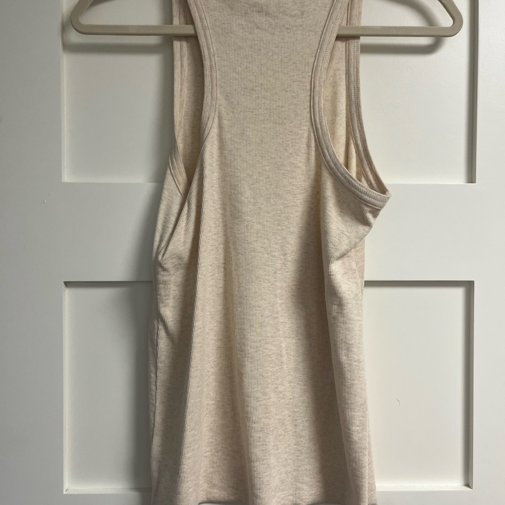 Razor back tank - Picture 2 of 3